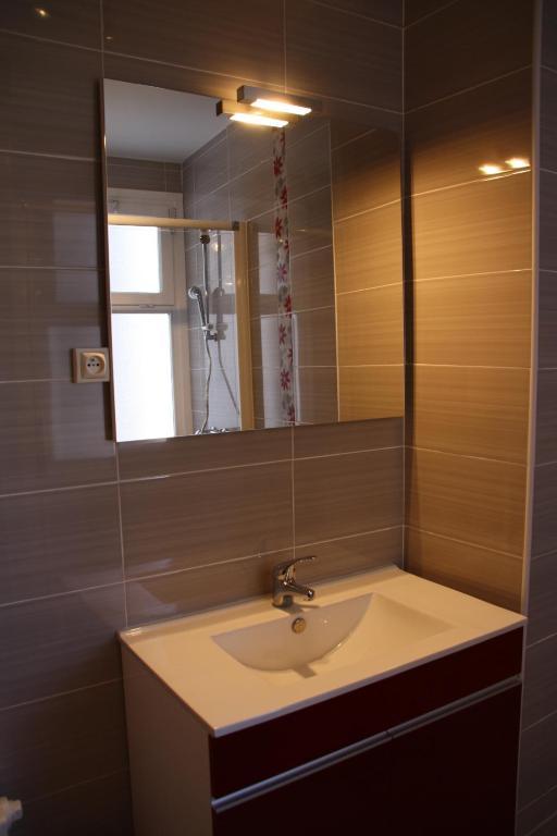 Appartement Le Saint Vincent - Les Balcons De La Cite Carcassonne Camera foto